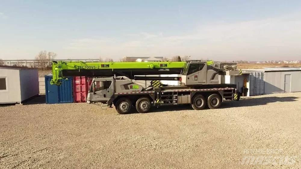 Zoomlion ZTC700V562 Гусеничні крани