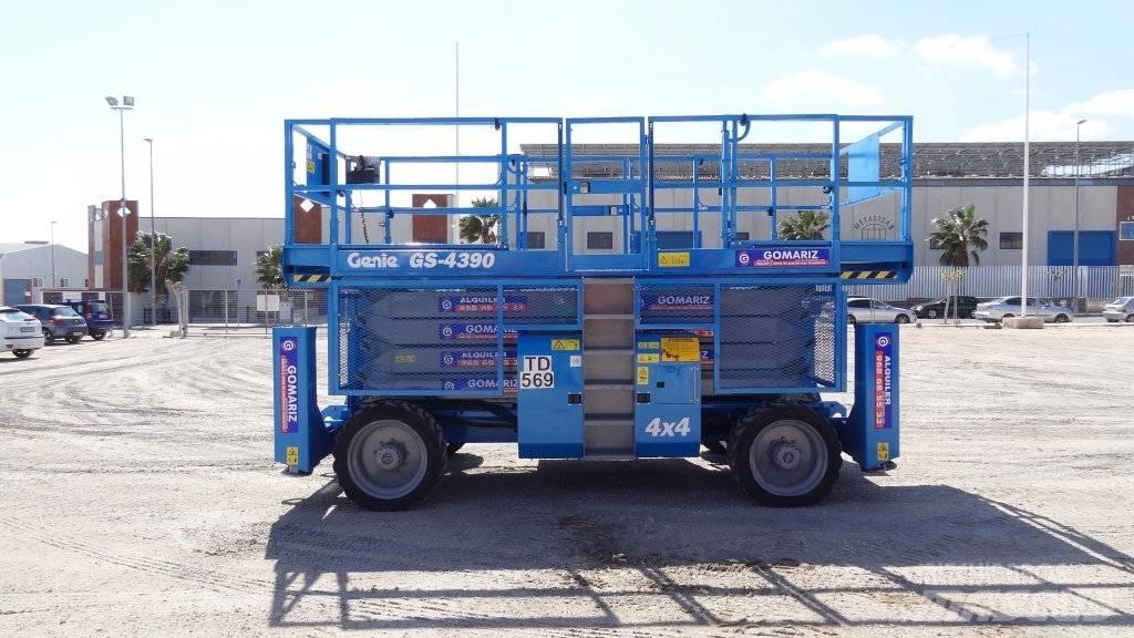 Genie GS 4390 RT Підйомники-ножиці