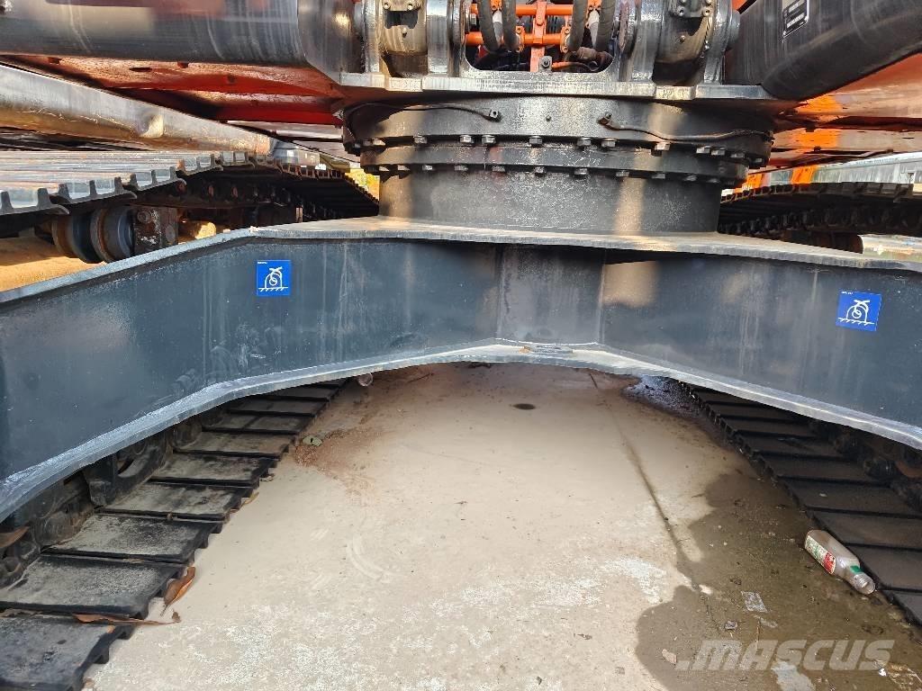 Doosan DX 225 LC-9C Гусеничні екскаватори
