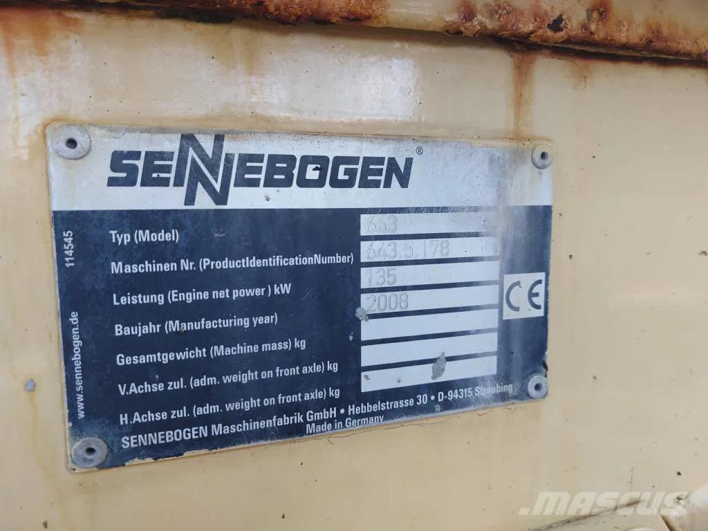 Sennebogen 643 R Гусеничні крани