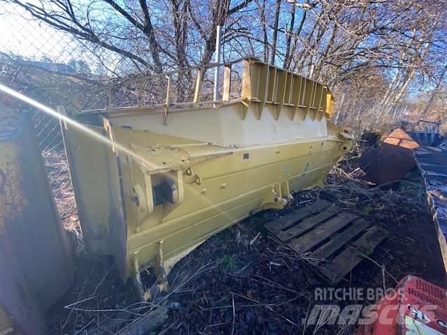 CAT D7E  U-blade, new Леміші