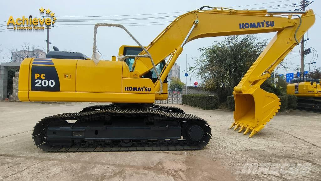 Komatsu PC 200 Гусеничні екскаватори