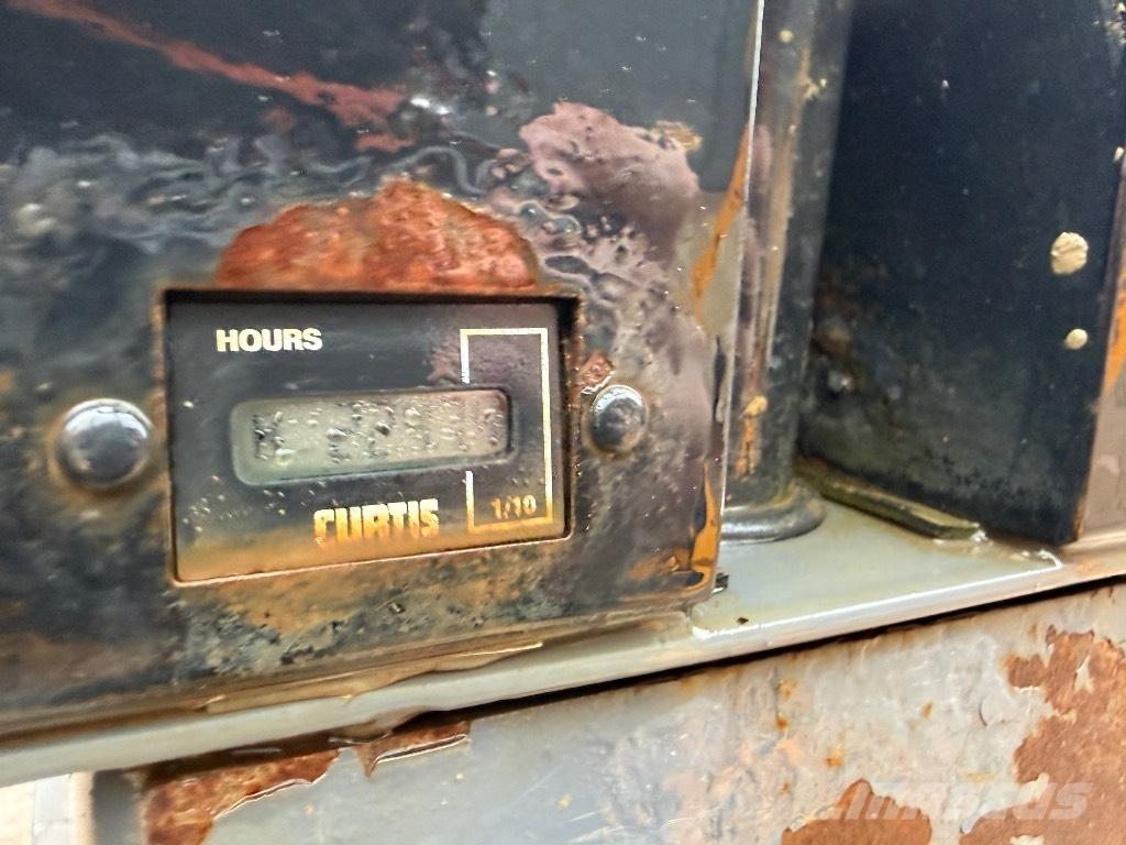 Terex HD 1000 Міні самоскиди