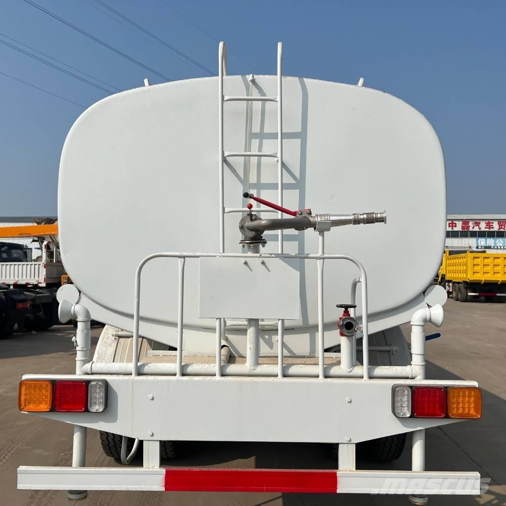 Shacman F3000 6x4 Поливальні машини