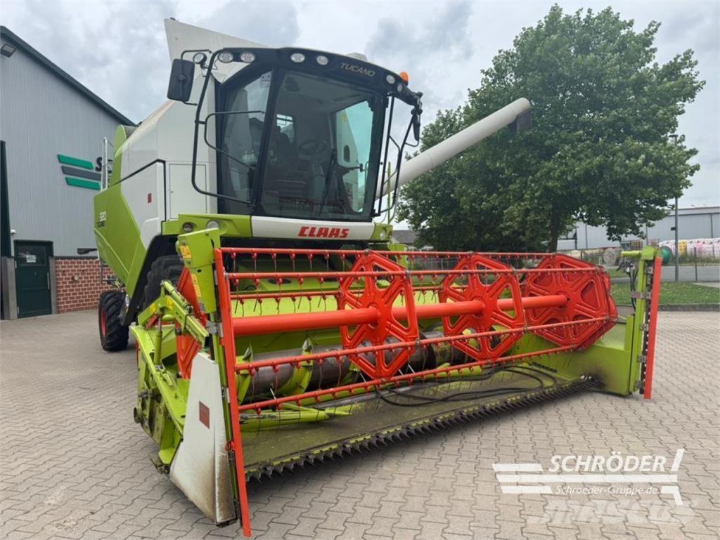 CLAAS TUCANO 320 Зернозбиральні комбайни