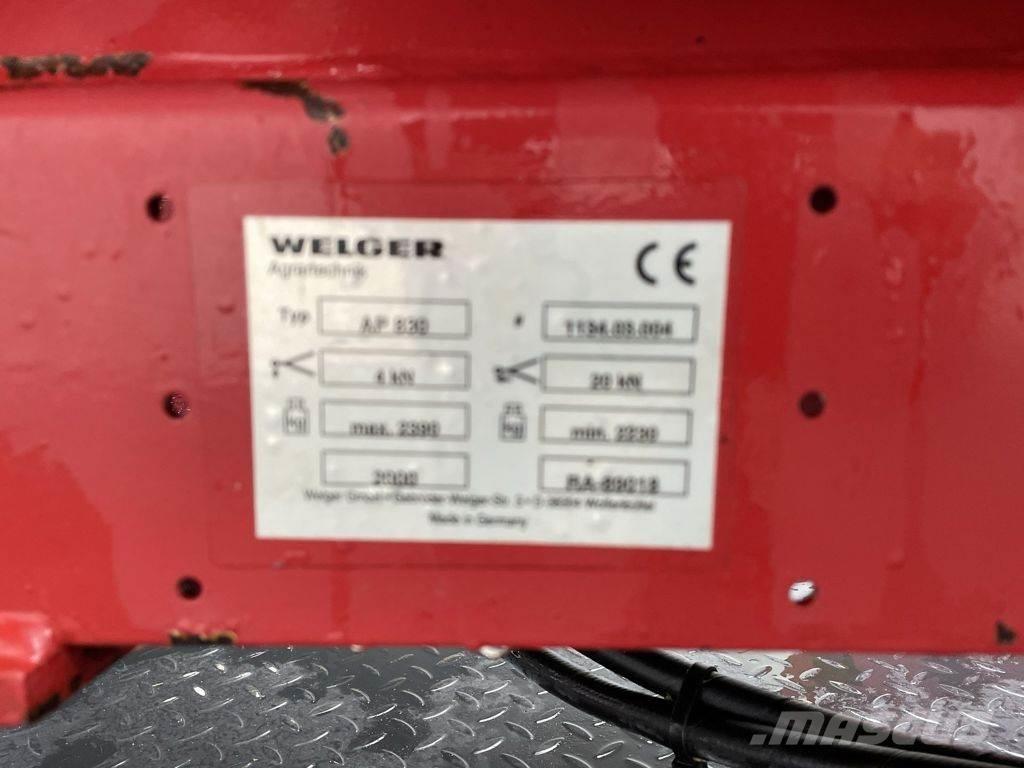 Welger AP 830 Тюкові прес-підбирачі