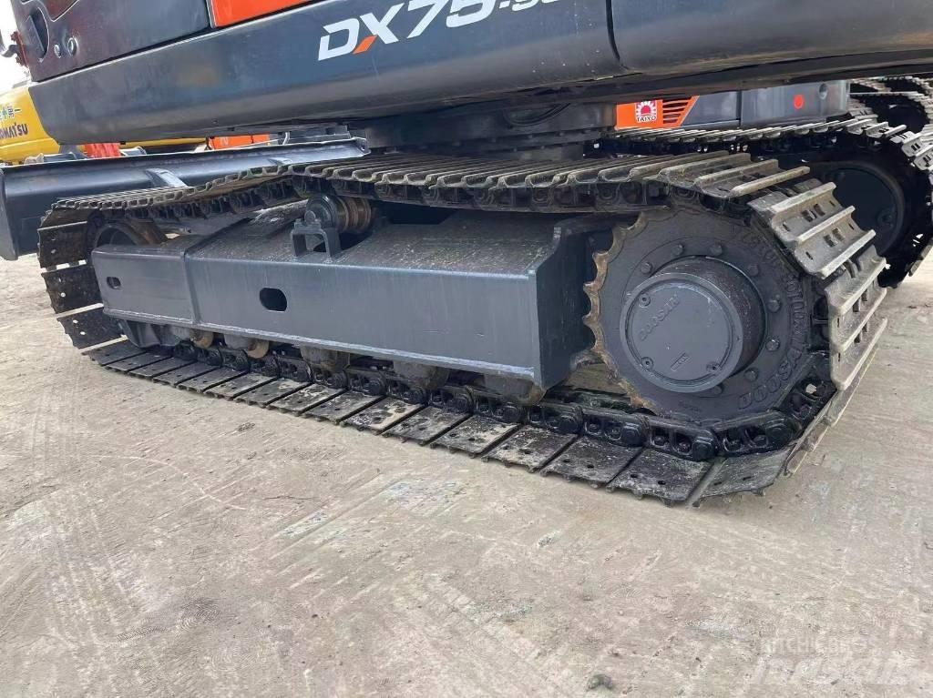 Doosan DX 75 Гусеничні екскаватори