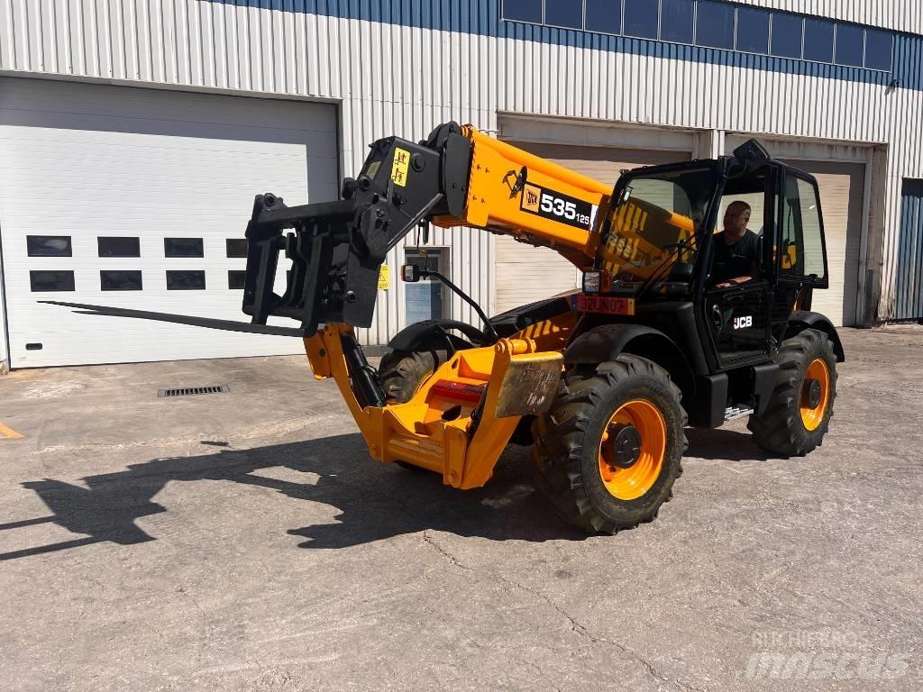 JCB 535-125 Телескопічні навантажувачі