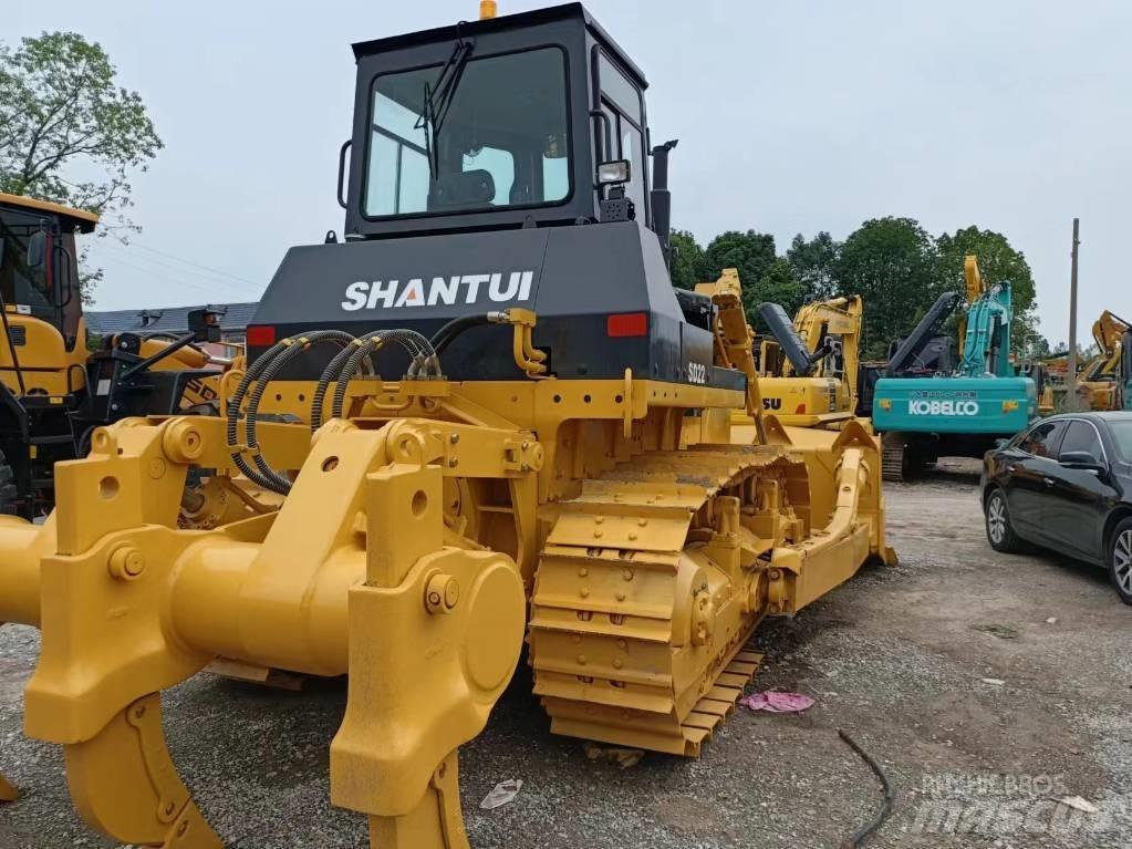 Shantui D22 Гусеничні бульдозери
