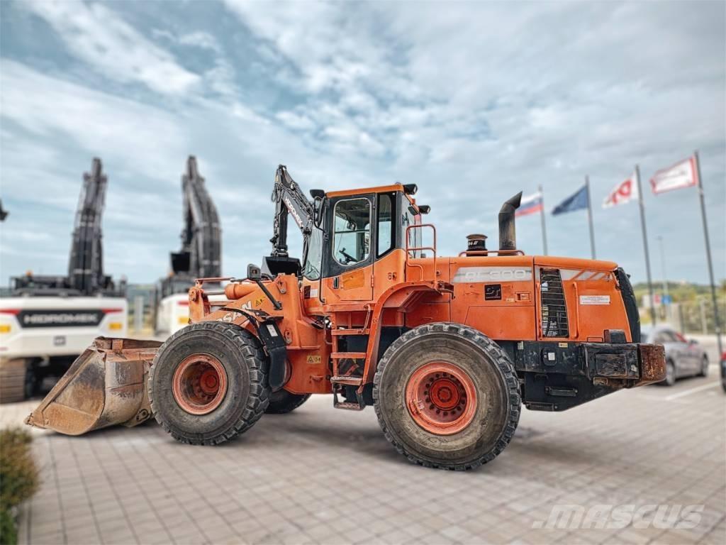 Doosan DL 300 Фронтальні навантажувачі