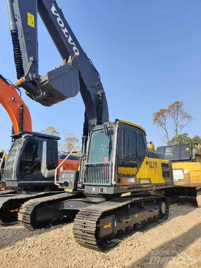 Volvo EC 210 Середні екскаватори 7т. - 12т.