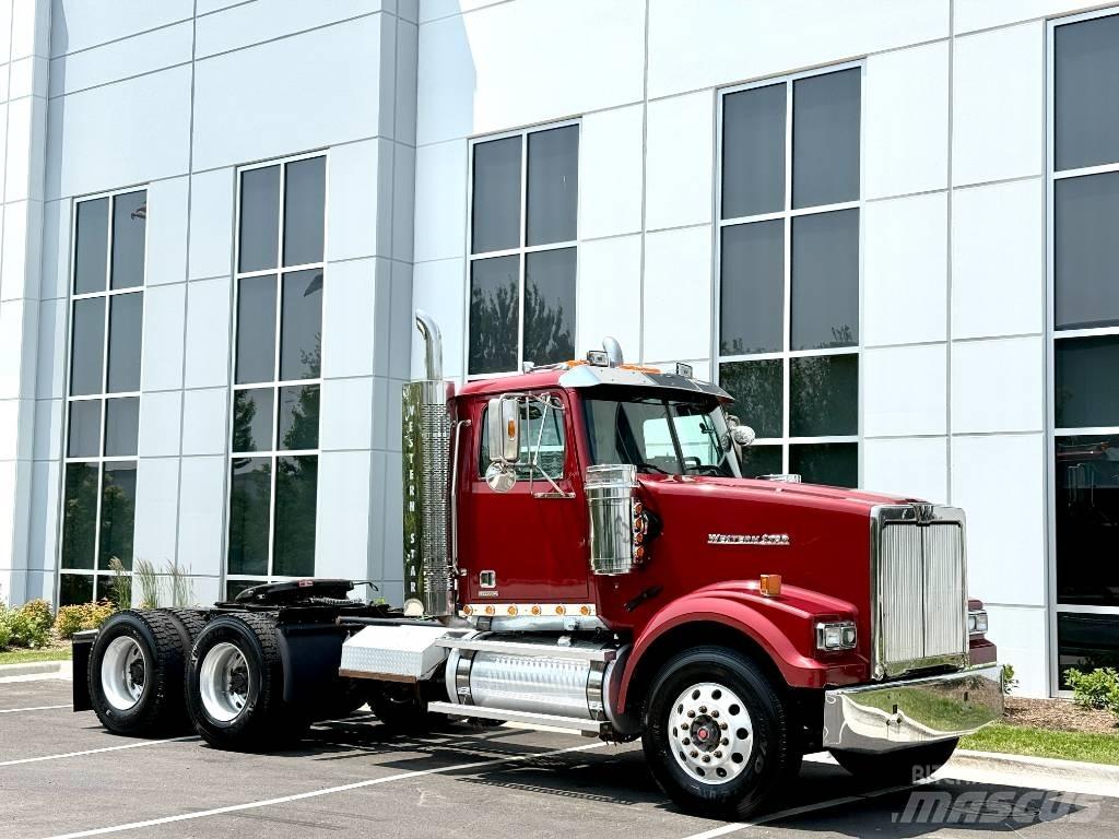Western Star 4900 SF Тягачі
