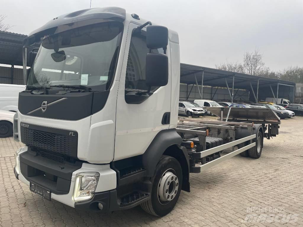 Volvo FL 250 Скіпові навантажувачі