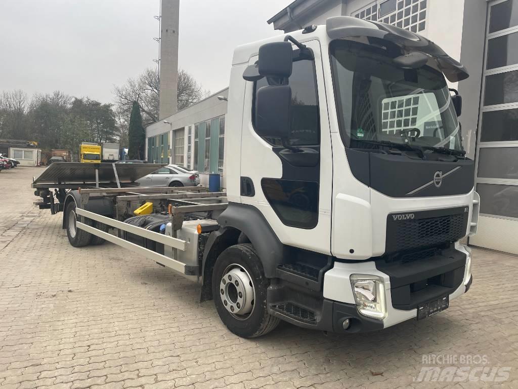 Volvo FL 250 Скіпові навантажувачі