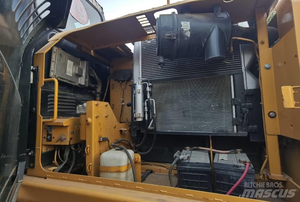 CAT 315 D2 Гусеничні екскаватори