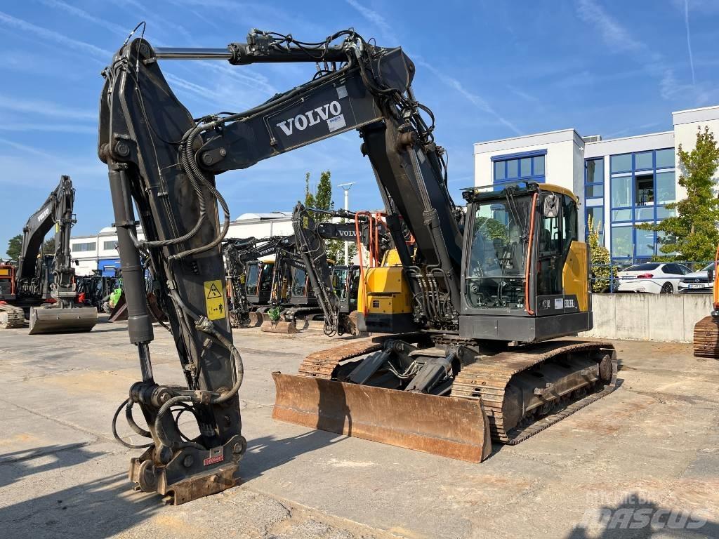 Volvo ECR235EL Гусеничні екскаватори