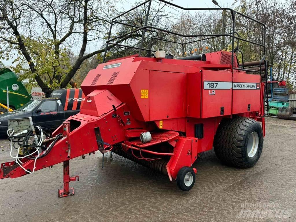 Massey Ferguson 187 Тюкові прес-підбирачі