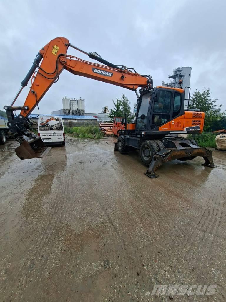Doosan DX 170 W Колісні екскаватори