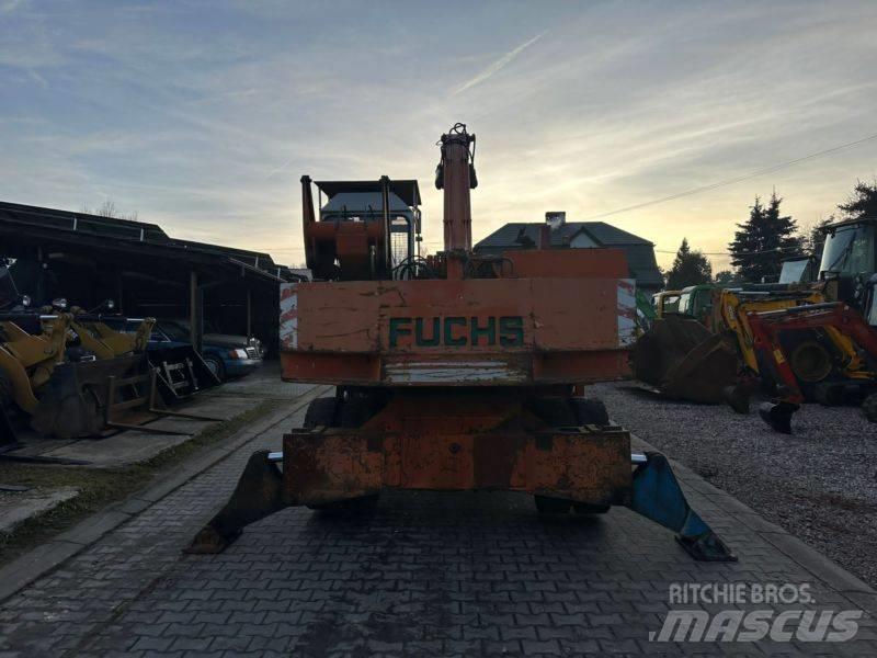 Fuchs FUCHS 714 Перевантажувачі металобрухту/промислові навантажувачі