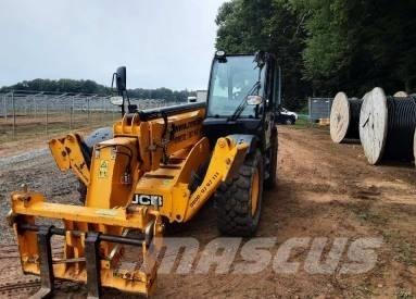 JCB 540-140 Телескопічні навантажувачі
