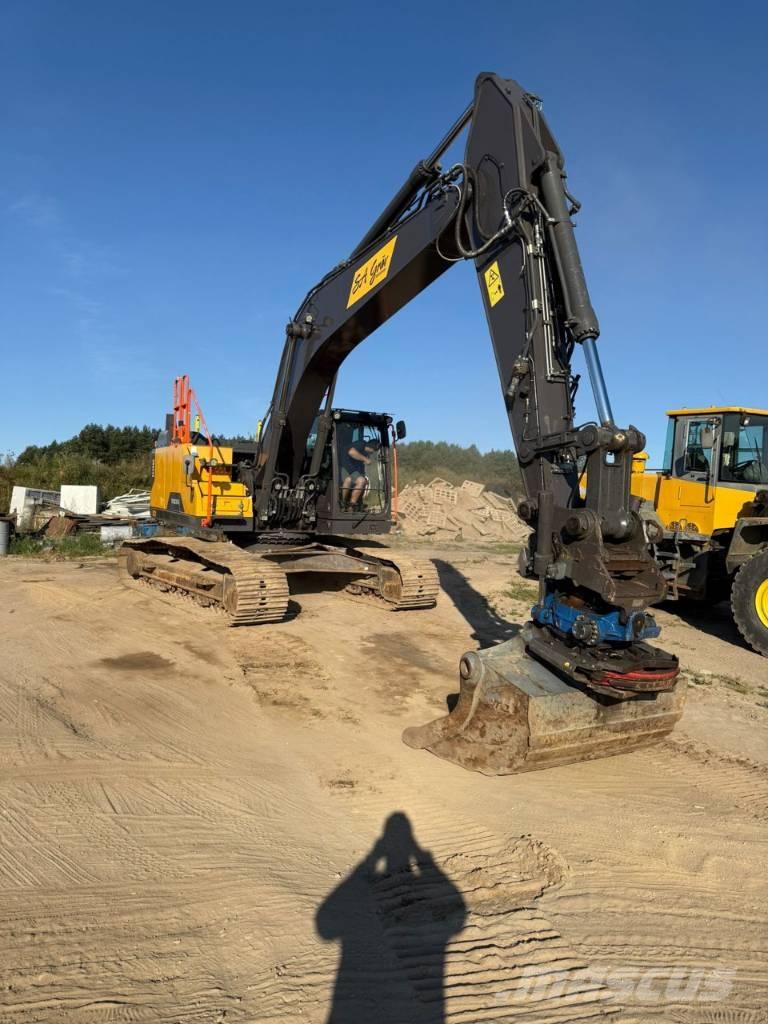 Volvo EC 250 EL Гусеничні екскаватори