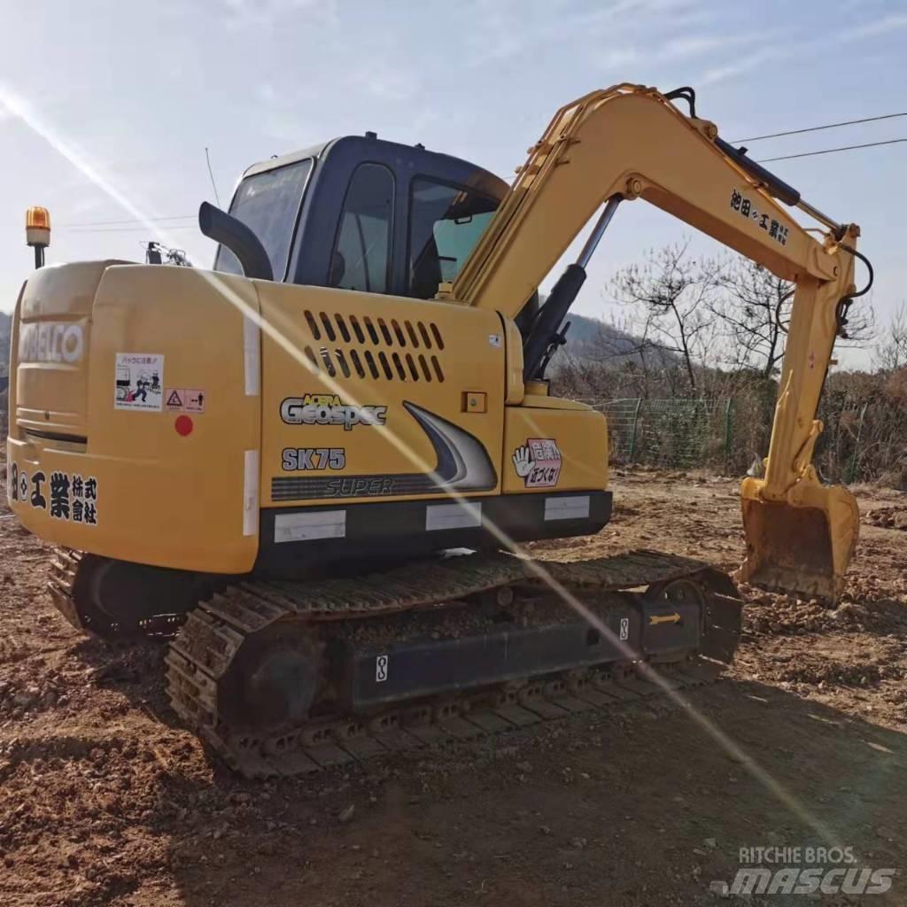 Kobelco SK75-8 Середні екскаватори 7т. - 12т.