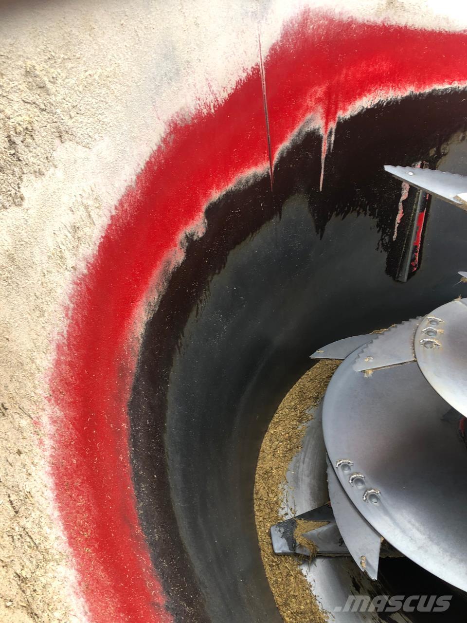 Vicon AVM 12 Кормороздавачі