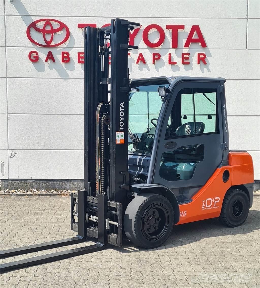 Toyota 02-8FDJF35 Дизельні навантажувачі