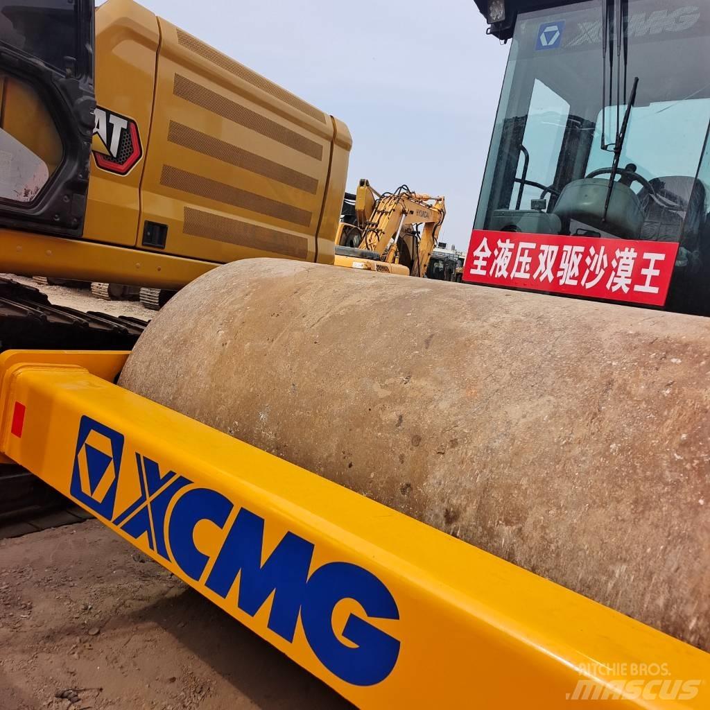 XCMG XS 142 J Котки тротуарні