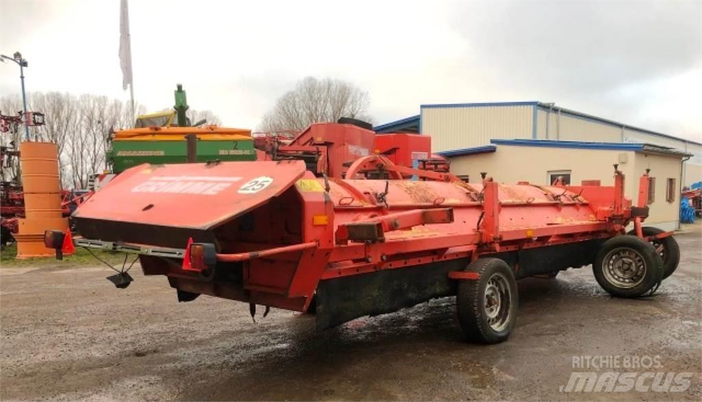 Grimme KS 4500 видаляють бадилля