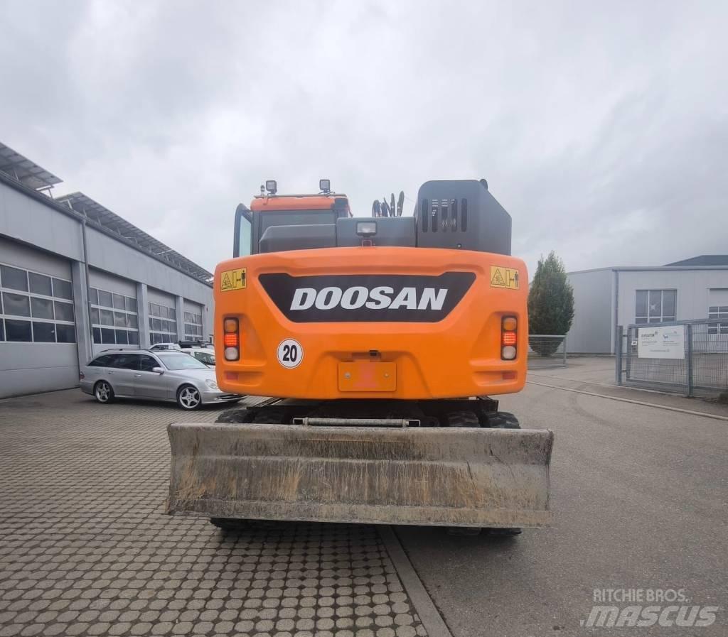 Doosan DX 165 W Колісні екскаватори