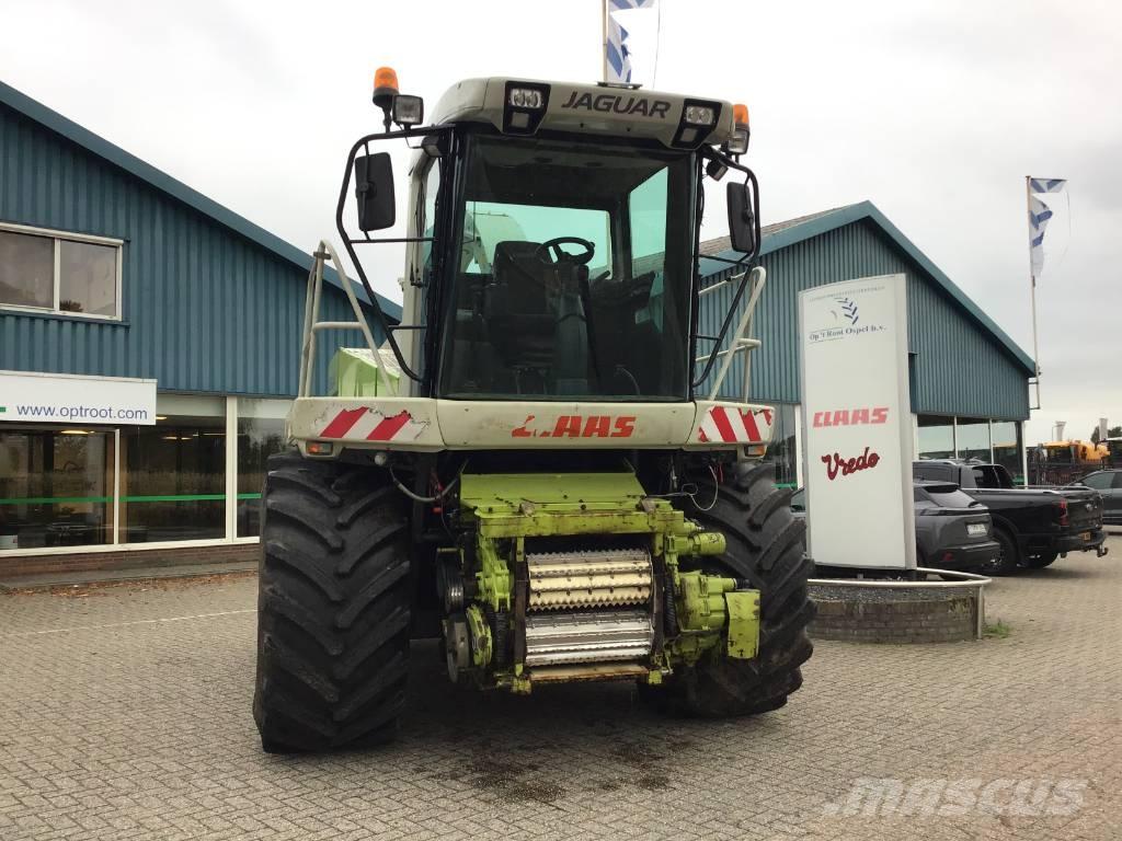 CLAAS Jaguar 900 Зернозбиральні комбайни