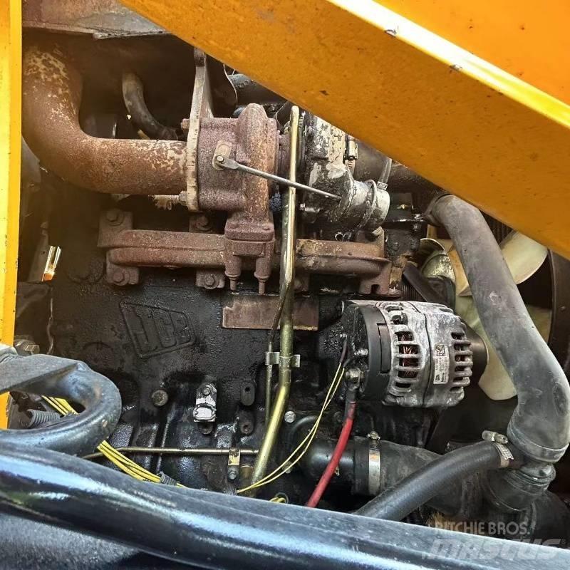 JCB 4 CX Екскаватори-навантажувачі