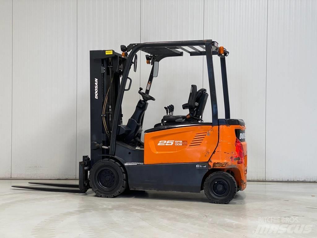 Doosan B25X-7 Електронавантажувачі