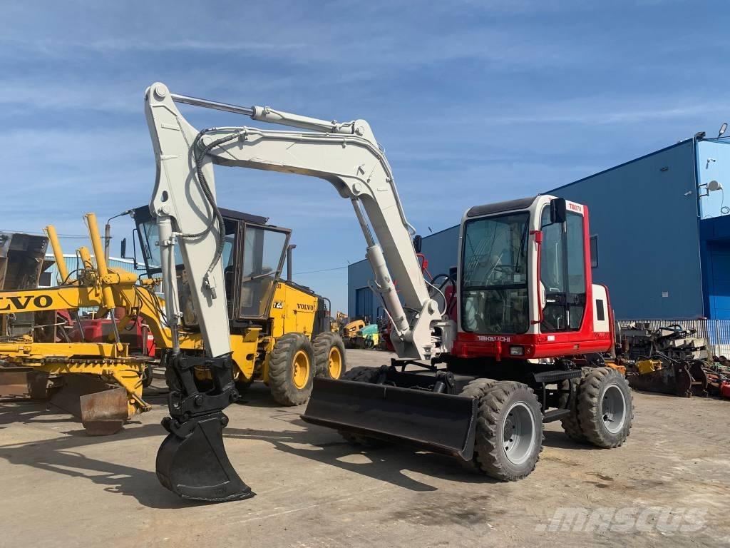 Takeuchi TB070W Колісні екскаватори