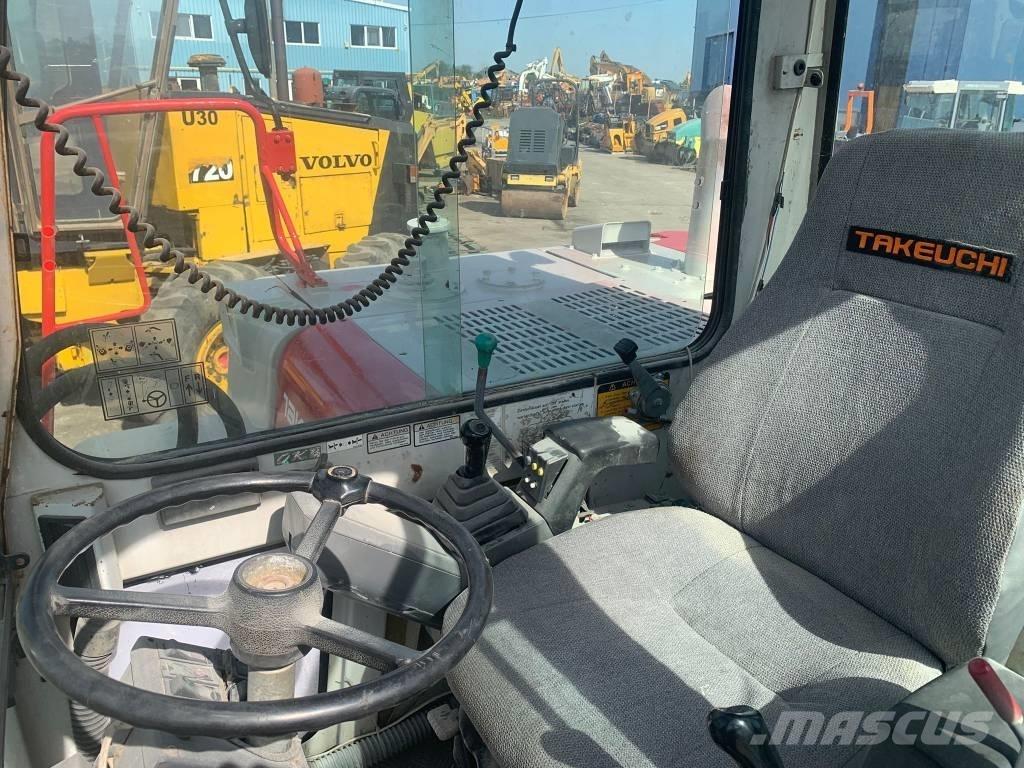 Takeuchi TB070W Колісні екскаватори