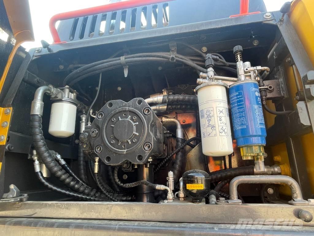 Volvo EC 290 Гусеничні екскаватори