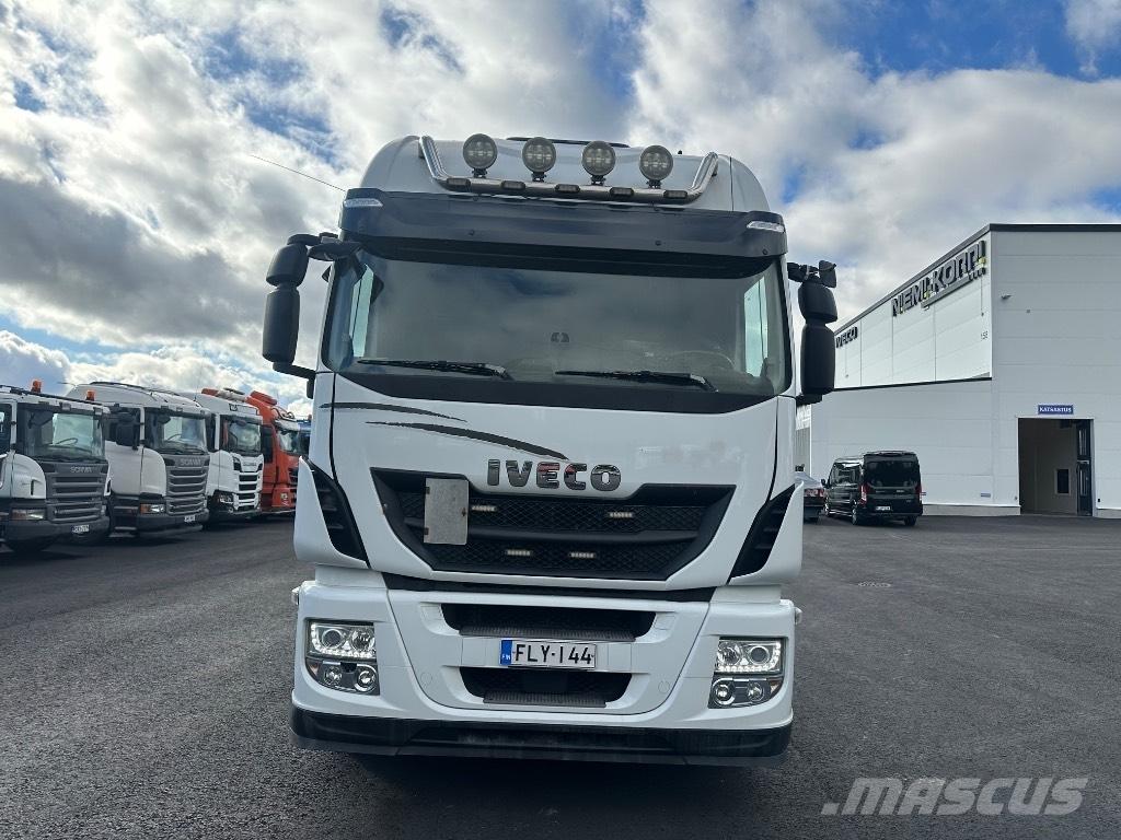 Iveco Stralis 8x4*4 Вантажівки з гаковим підйомом