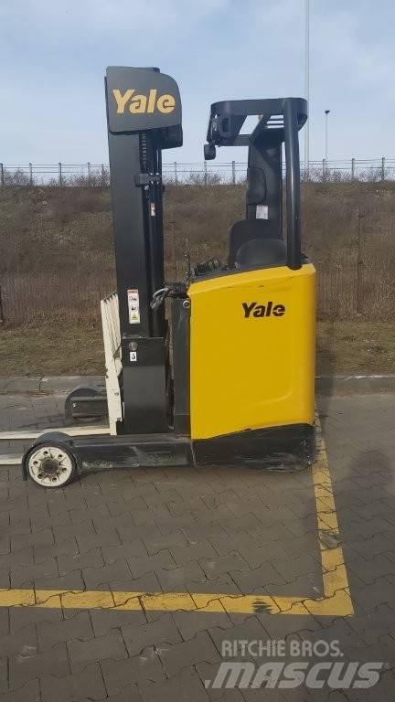 Yale MR14 Річ-трак із високим підйомом