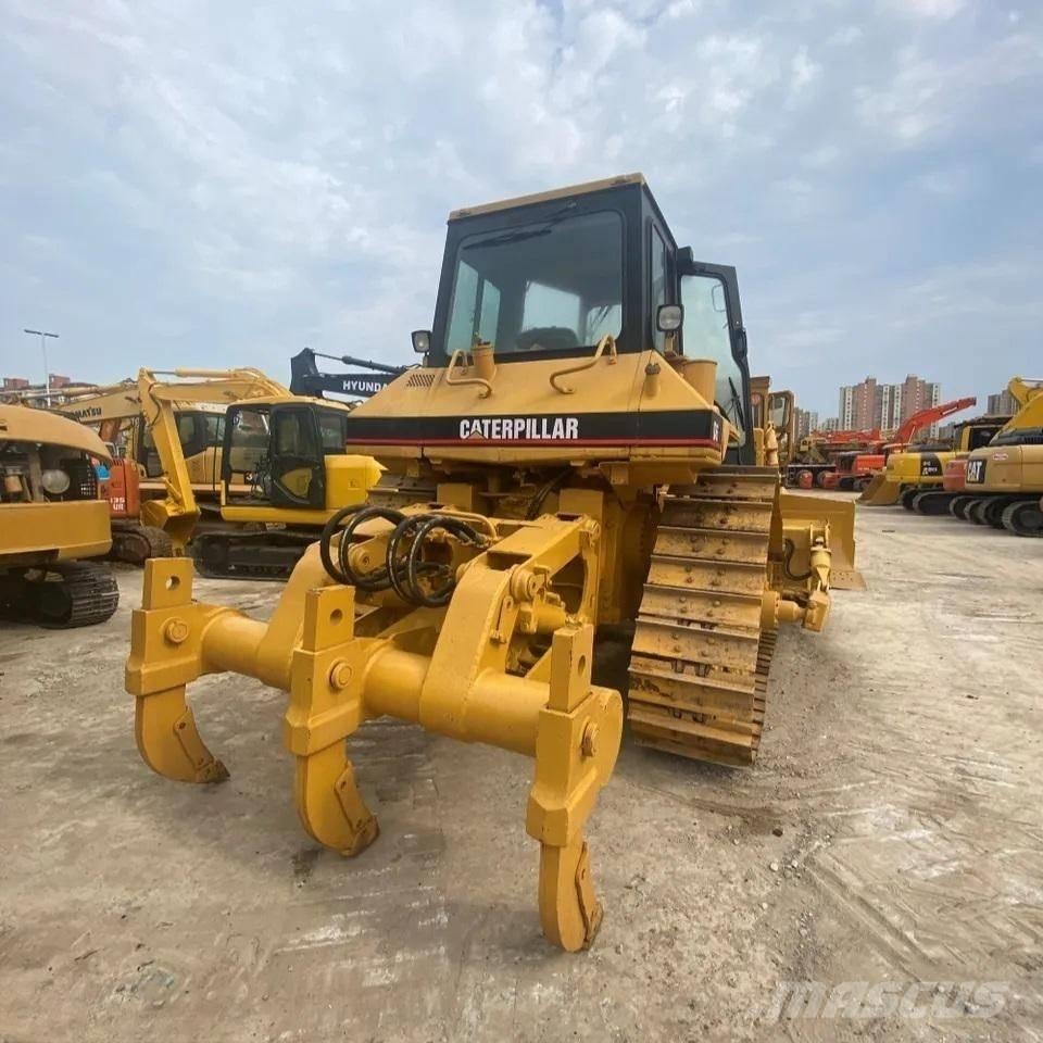 CAT D6R Гусеничні бульдозери