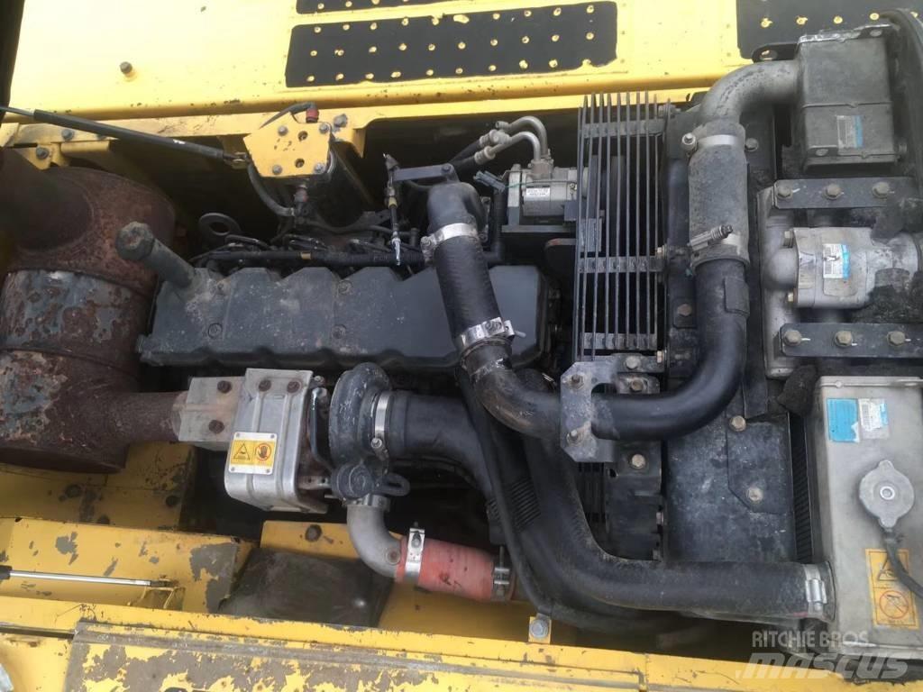 Komatsu pc220-8 Гусеничні екскаватори
