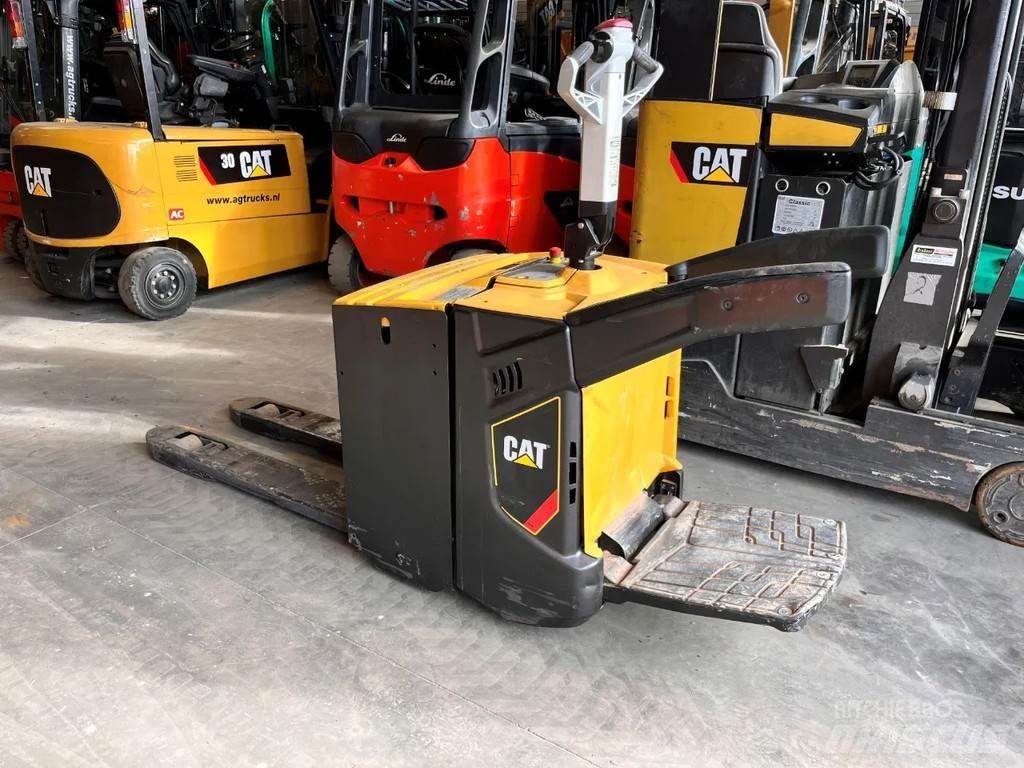 CAT NPV20N2 Штабелери