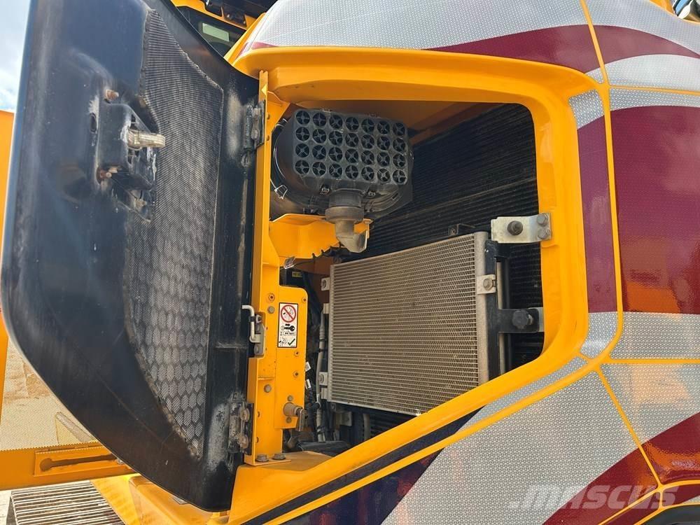 JCB 245XR Гусеничні екскаватори