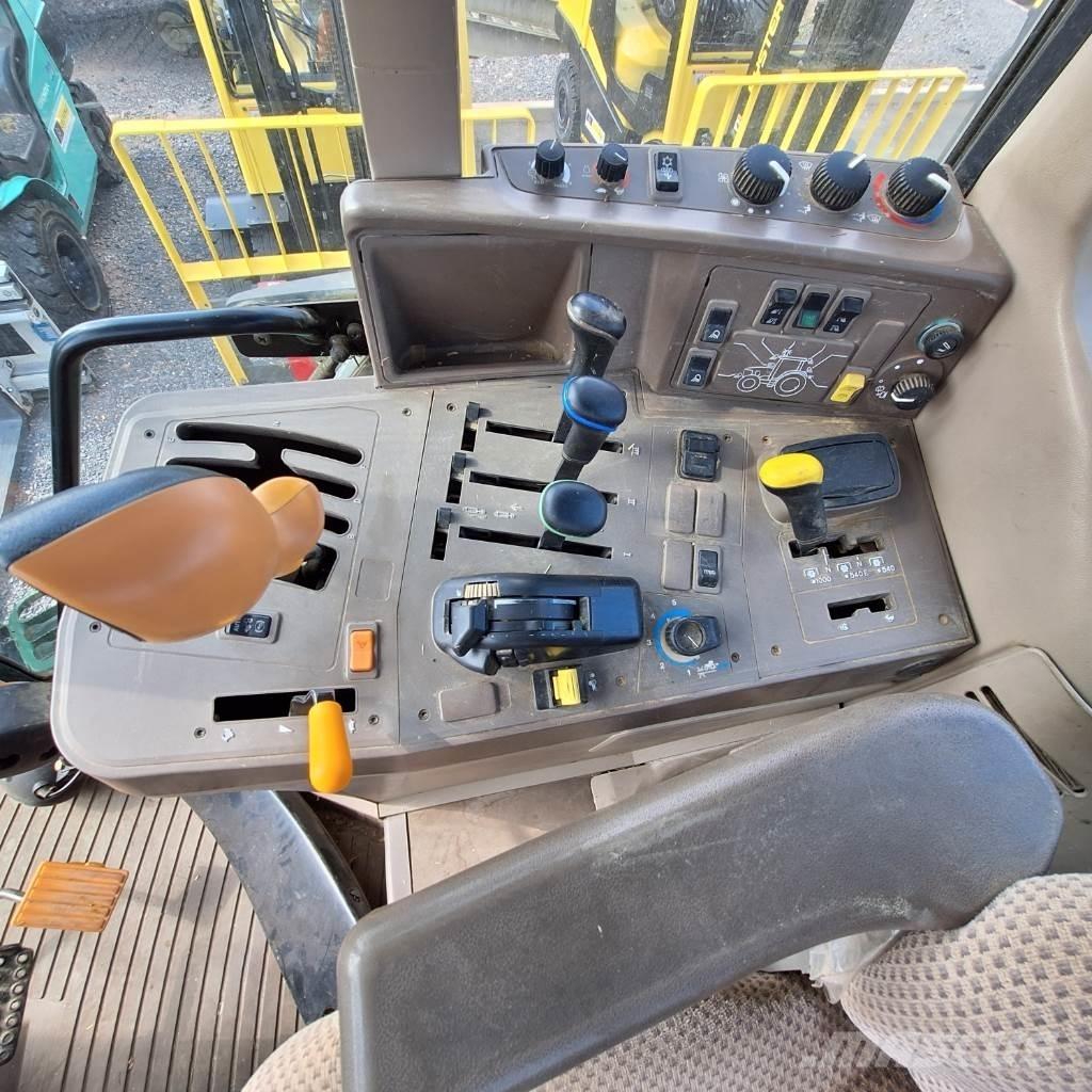 John Deere 6150M Трактори