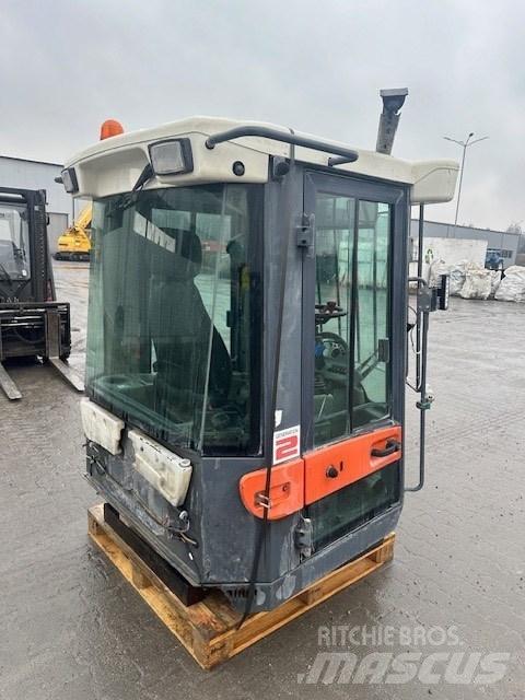 Atlas L 260 USED CAB Фронтальні навантажувачі