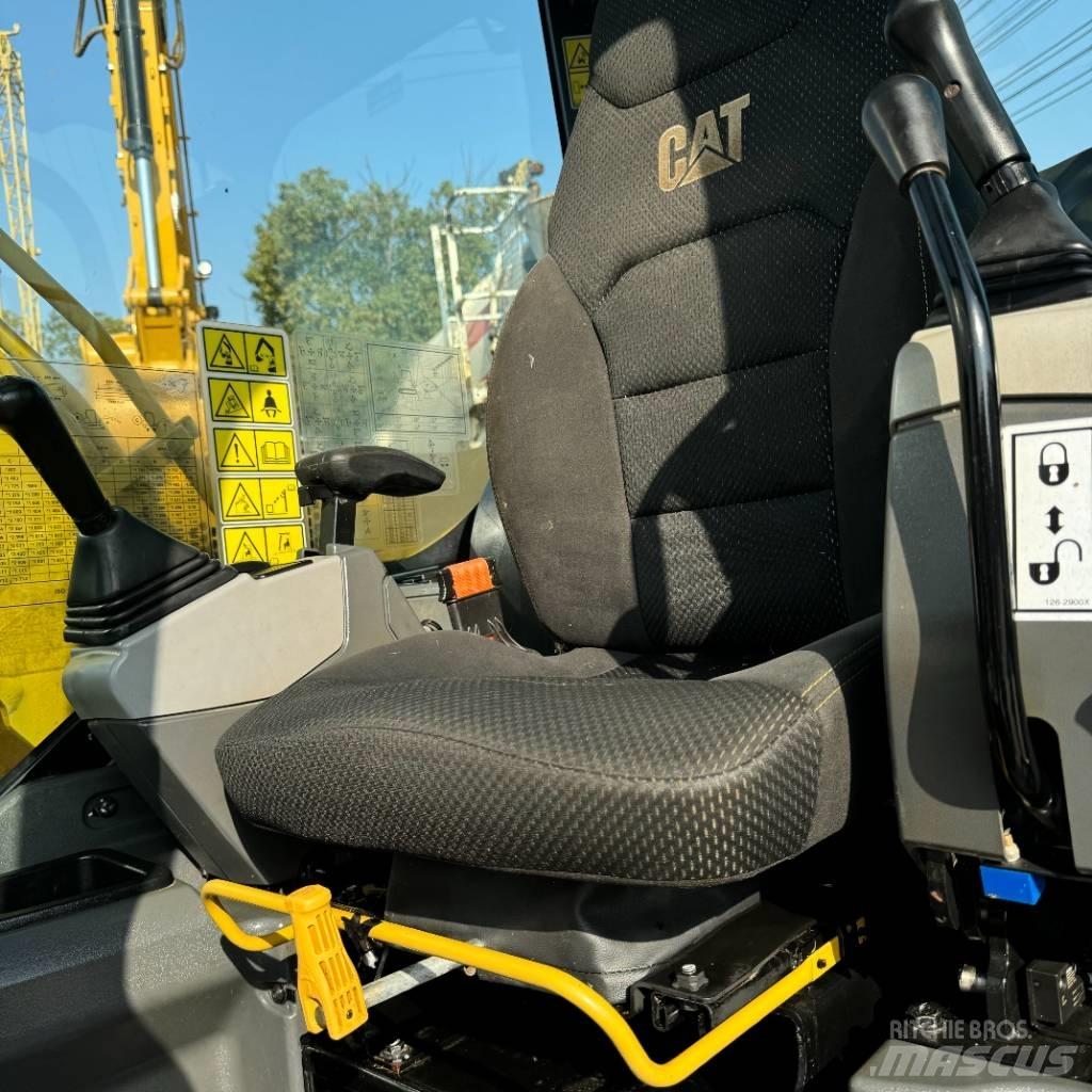 CAT 310 Гусеничні екскаватори