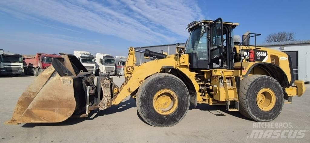 CAT 966 MXE Фронтальні навантажувачі