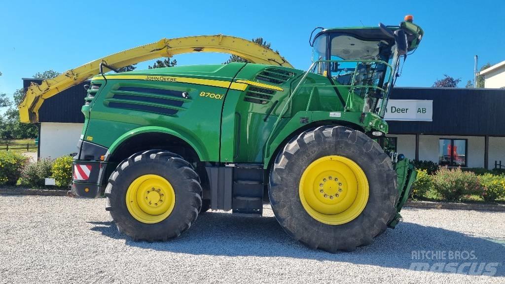 John Deere 8700i Кормозбиральні комбайни