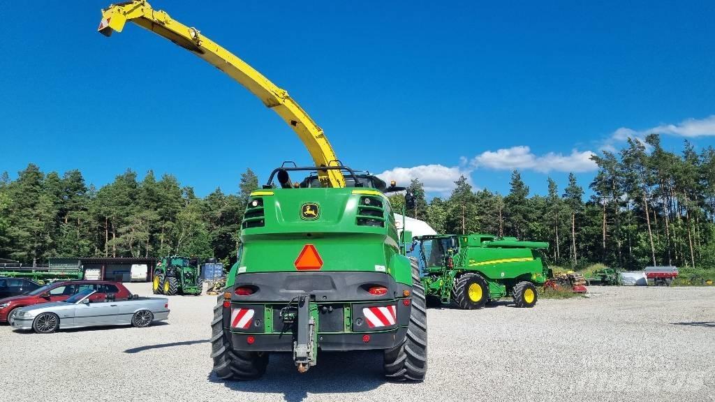 John Deere 8700i Кормозбиральні комбайни