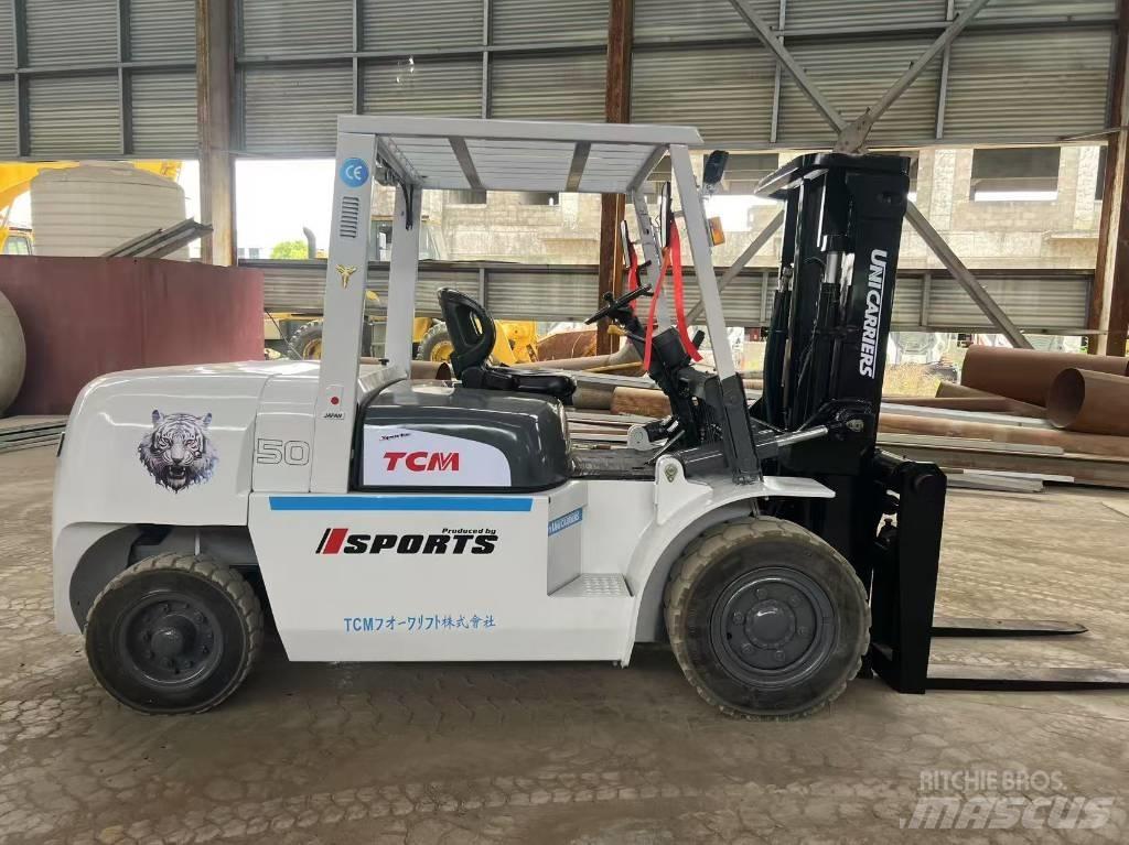 TCM FD50 Дизельні навантажувачі